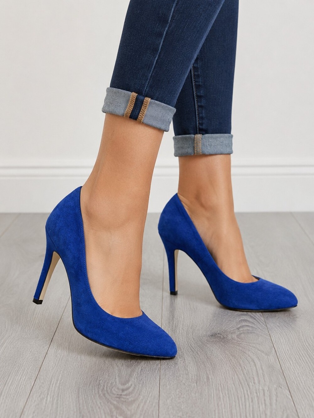 Rock Republic Faux Suede Heels